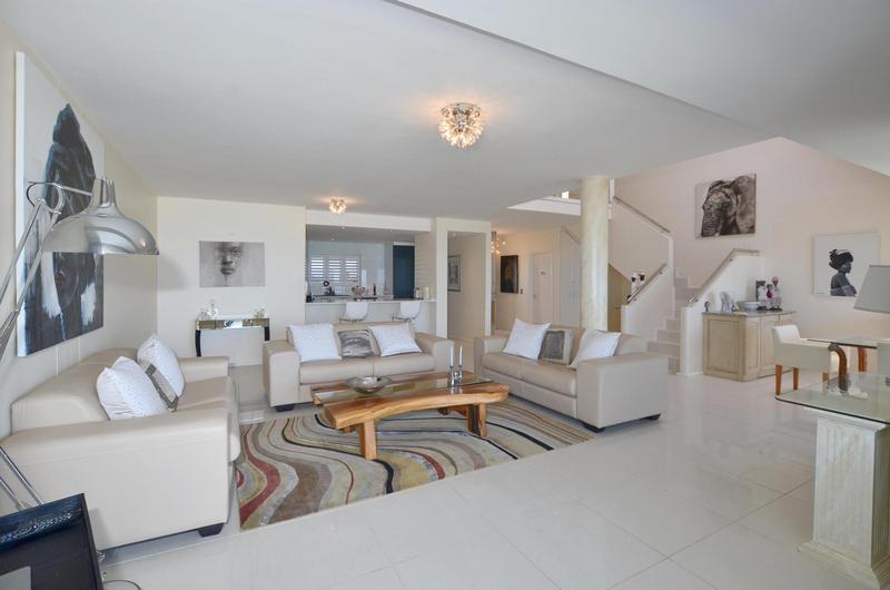 3 Bedroom Property for Sale in Waves Edge Western Cape